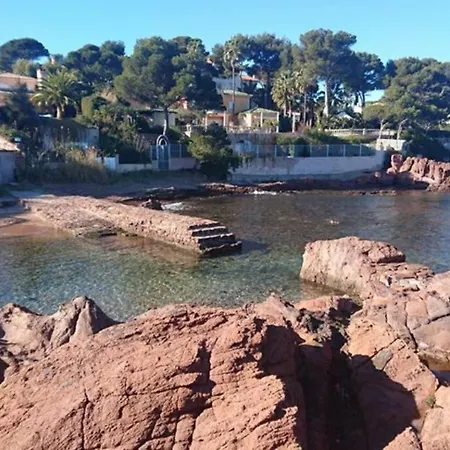 Villa Sta Rita 150m mer, étage entier avec jardin