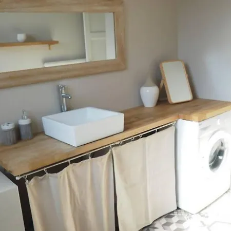 Villa Sta Rita 150m mer, étage entier avec jardin *